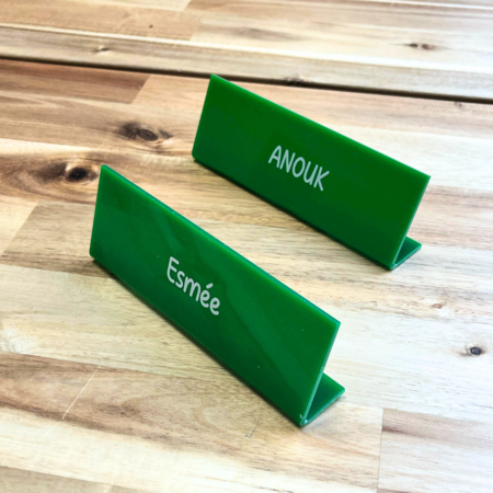 Bureau naambordje Kelby groen met functietitel van plexiglas - per 1 stuk