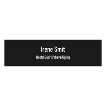 Zwart aluminium deurbordje eigen naam en titel