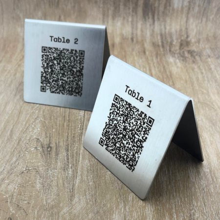 QR-code bordje van RVS 70 x 70 mm met eigen tekst - per 1 stuk