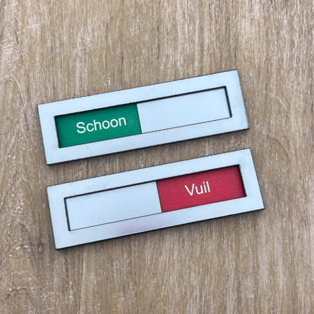 Eigen ontwerp schuifbordje van acrylaat met verschuifbaar voorpaneel in 4 maten