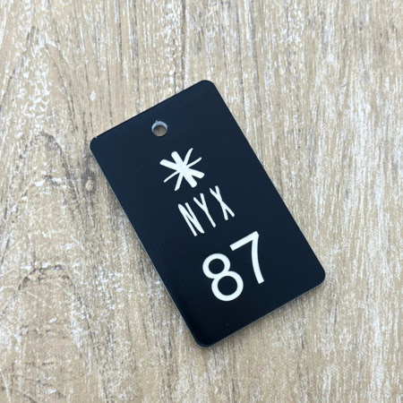 CombiCraft Genummerde Kunststof Sleutelhangers & Sleutellabels Rechthoek Staand met afgeronde hoeken met logo