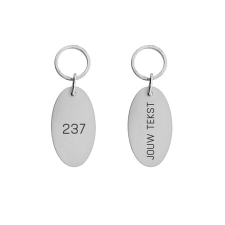 CombiCraft Victor Ovaal aluminium hotel sleutelhanger zilver met zwarte gravering – verkrijgbaar in meerdere maten