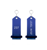CombiCraft Midi Bumerang aluminium hotel sleutelhanger in blauw met zilveren gravering 30x75 mm