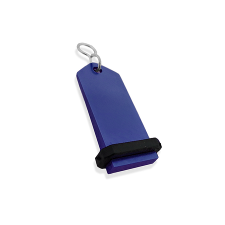 CombiCraft Midi Bumerang aluminium hotel sleutelhanger in blauw met zilveren gravering 30x75 mm