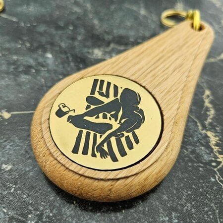 Houten hotel sleutelhanger Oaky Drop lichtbruin blanco of met gravering - per 1 stuk
