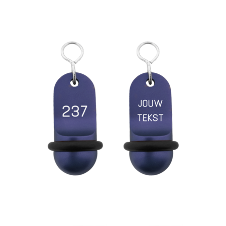 Mini Classic aluminium hotelsleutelhanger in blauw met zilveren gravering