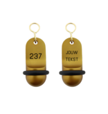 Mini Classic aluminium hotelsleutelhanger in goud met zwarte gravering