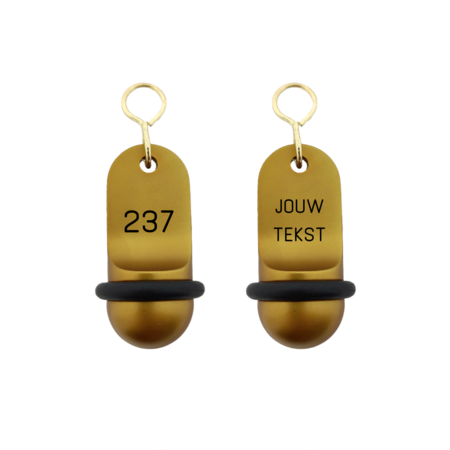 Mini Classic aluminium hotelsleutelhanger in goud met zwarte gravering