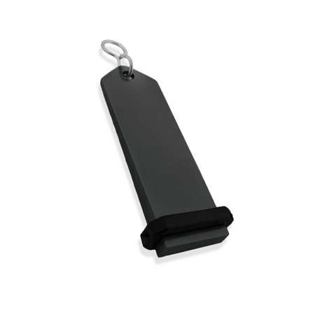 Bumerang aluminium hotel sleutelhanger in zwart met zilveren gravering 30x100 mm