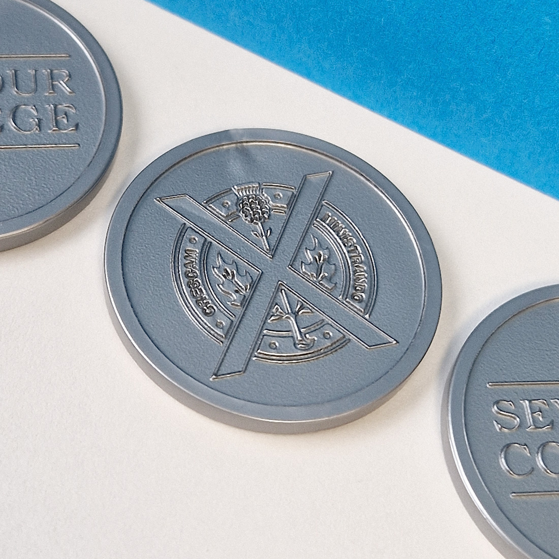 Modern, shiny en eigentijds – een zilveren consumptiemunt met prachtig relief