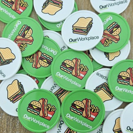 Plastic munten Ø35mm met jouw eigen ontwerp - per 100 stuks