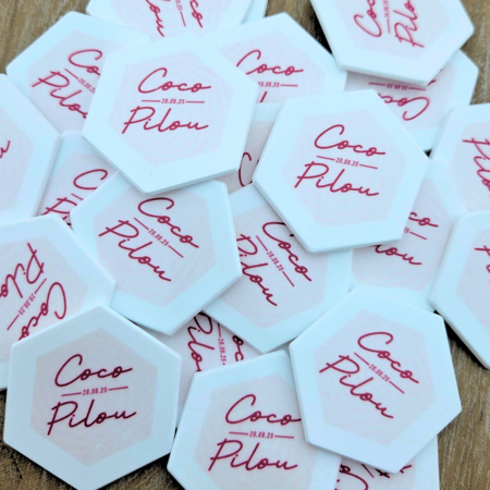 Zeshoek munten 38x38mm met jouw eigen ontwerp - per 100 stuks