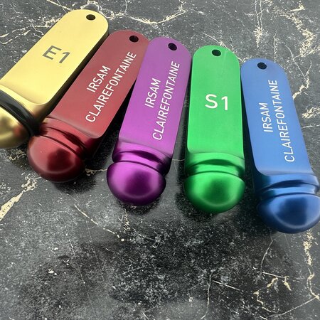 CombiCraft Big Classic aluminium hotel sleutelhanger groen met gravering