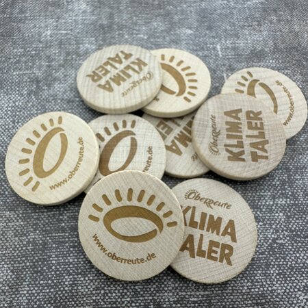 CombiCraft Houten munten met eigen gravering Ø37mm - per 100 stuks