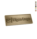 Gegoten logo plaatje 65x25mm met of zonder tape vanaf 100 stuks