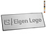 Gegoten logo plaatje 70x25mm met of zonder tape vanaf 100 stuks