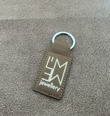 Leren sleutelhanger rechthoek met logo in bruin 33x70mm - per 1 stuk