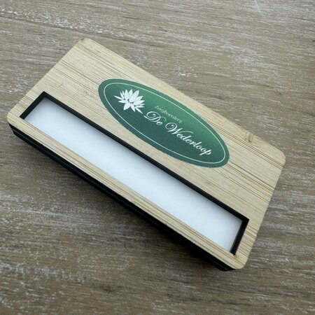 CombiCraft Bamboe naambadge met venster 72x38mm eigen ontwerp - per stuk