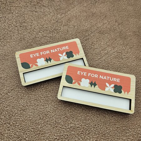 CombiCraft Bamboe naambadge met venster 72x38mm eigen ontwerp - per stuk