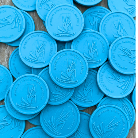 Plastic reliëfmunten Ø29mm met jouw ontwerp - per 1000 stuks
