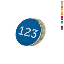 Kunststof nummerplaatje met nummer en tape