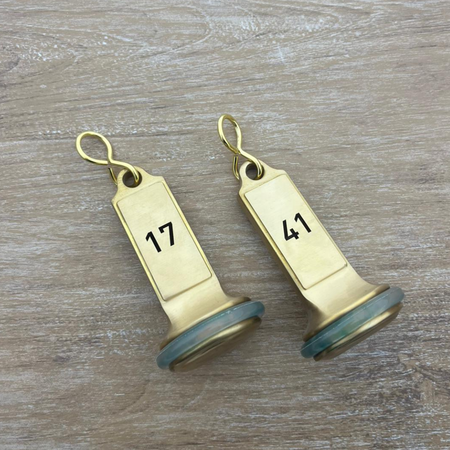 CASTEL massief Messing Hotelsleutelhanger incl. stootring en S-haak - in verschillende uitvoeringen leverbaar