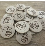 Houten gegraveerde munten met een bier- en wijnglas Ø29mm - per 100 stuks