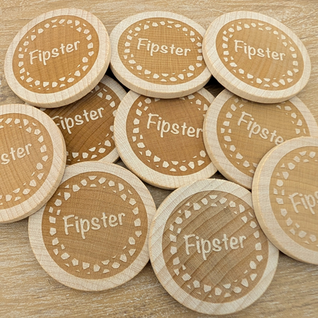 Houten munten met eigen gravering Ø50mm - per 100 stuks
