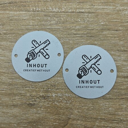 Aluminium logo plaatje Ø50mm met jouw logo op zilverkleurig of wit aluminium gedrukt  2 gaatjes