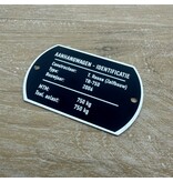 Aluminium Industrieplaatjes of Typeplaatjes in de vorm van een afgeplatte ovaal met twee gaatjes in 61 x 40 x 0,5mm