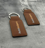 Leren sleutelhanger rechthoek met logo in bruin 33x70mm - per 1 stuk
