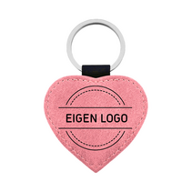 Leren sleutelhanger hart met ontwerp roze