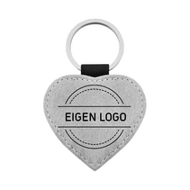 Leren sleutelhanger hart met ontwerp lichtgrijs
