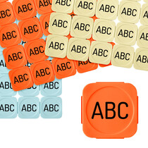 Plastic breekmunten letters - 100 stuks