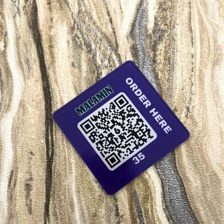 QR-code bordje van plexiglas met eigen ontwerp vierkant - per 1 stuk