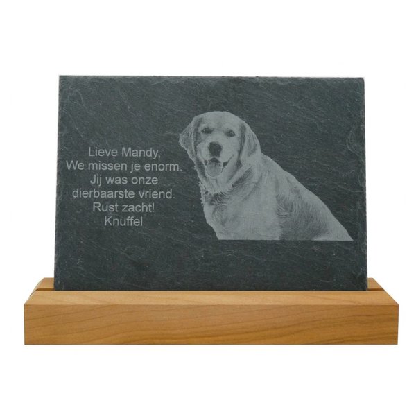 Leisteen met houten standaard, 20x15x0,5cm