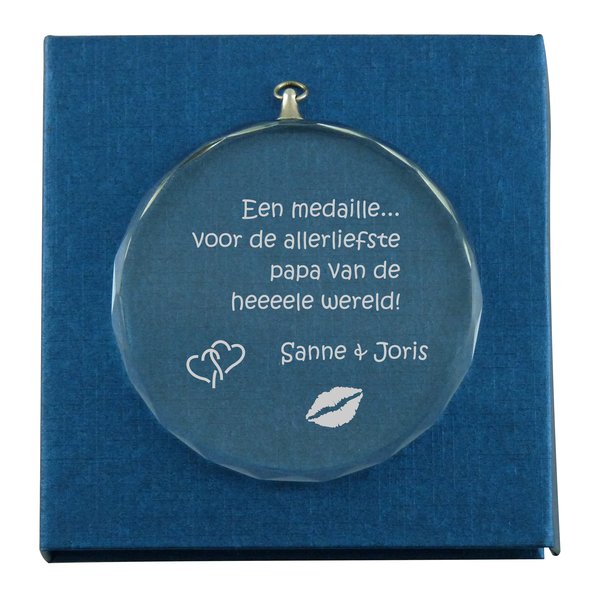 Glazen medaille/medaillon, 8cm of 7cm rond, 1cm dik