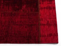 Pognum 45 - Uniek vintage vloerkleed in rode kleurstelling