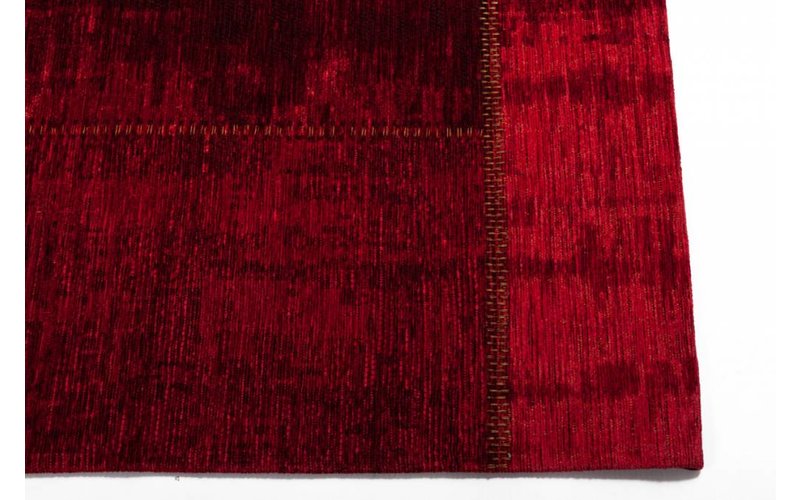 Pognum 45 - Uniek vintage vloerkleed in rode kleurstelling