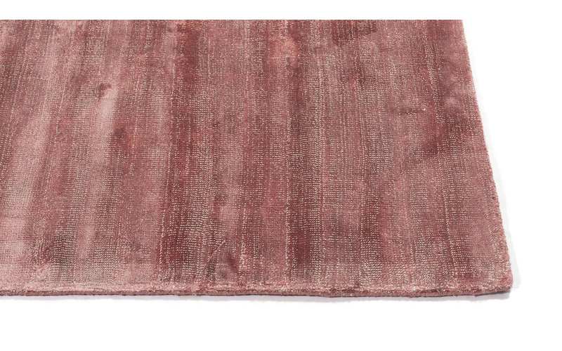 Ryker 44 - Velvet Viscose Vloerkleed in Burgundy Roze