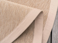 Sisal Outdoor 13 - Rond sisal vloerkleed voor buiten in beige met crème band