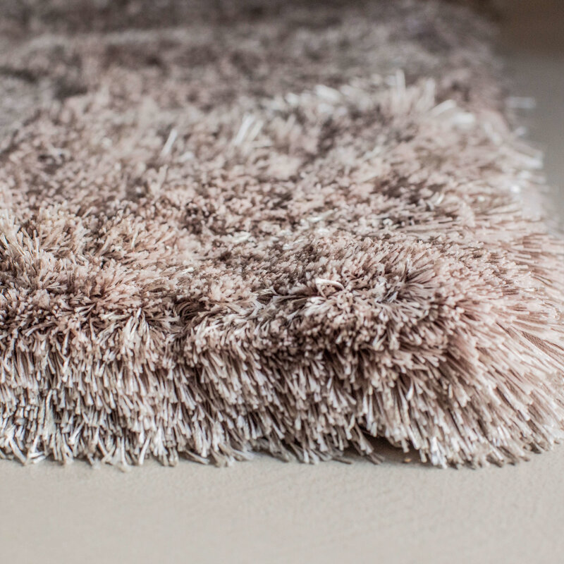 Noëlle Riche 13 - Hoogpolig vloerkleed in Linnen Grey