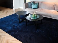 Frisco 35 - Zacht effen vloerkleed in dark blue