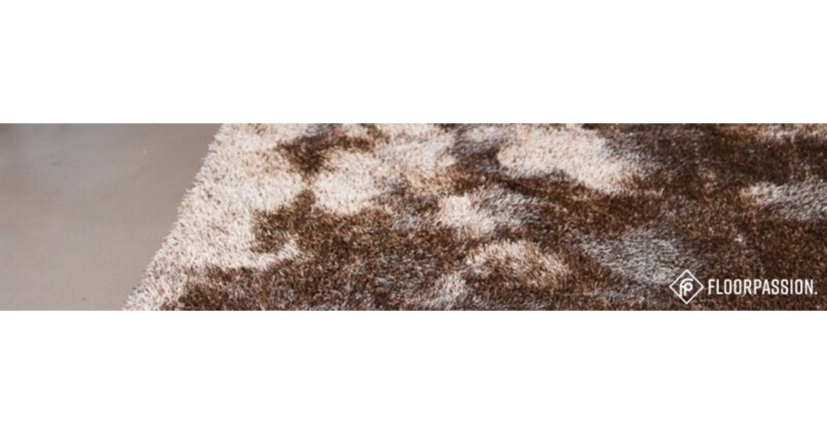 Waarom bruin warmte brengt in elk interieur