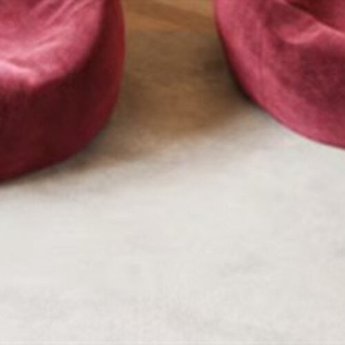 Het perfecte vloerkleed voor een visgraatvloer