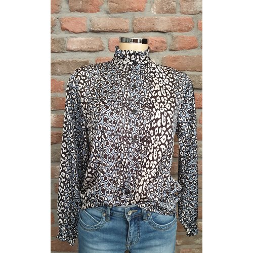 Ambika Ambika blouse met print blauw/zwart/wit Ambika Ambika blouse met print blauw/zwart/wit