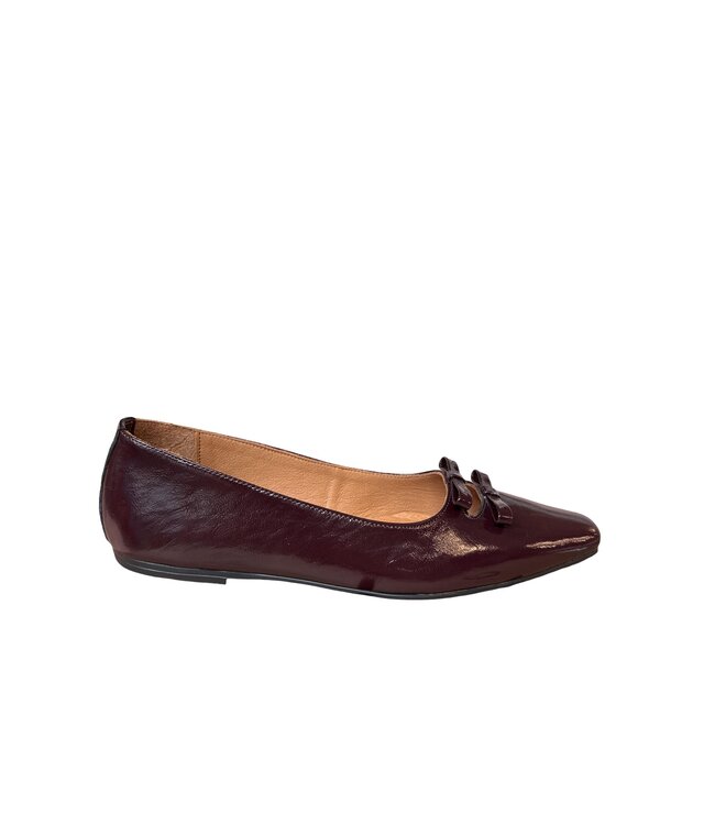 Tango Ballerina Rea 2-a bordeaux patent bow