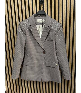 Ambika Blazer Silvie brown studs