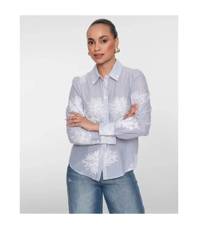 Geisha Blouse flowers 63143-21 blue/off-white