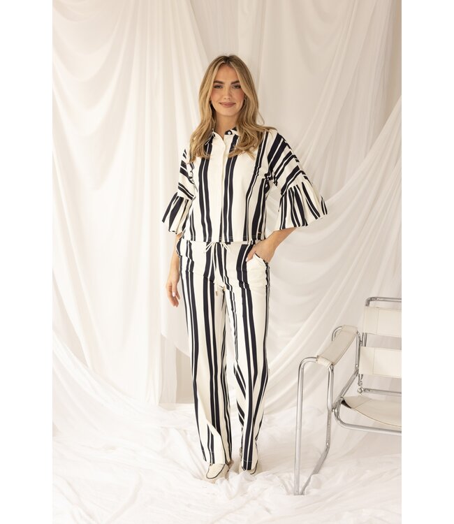 Kimara Blouse Senna stripe a pose